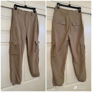 NWOT Chicme cargo pants, small, tan